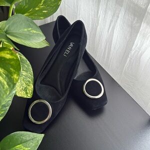 Vaneli Black Suede Kitten Heels Size 7.5